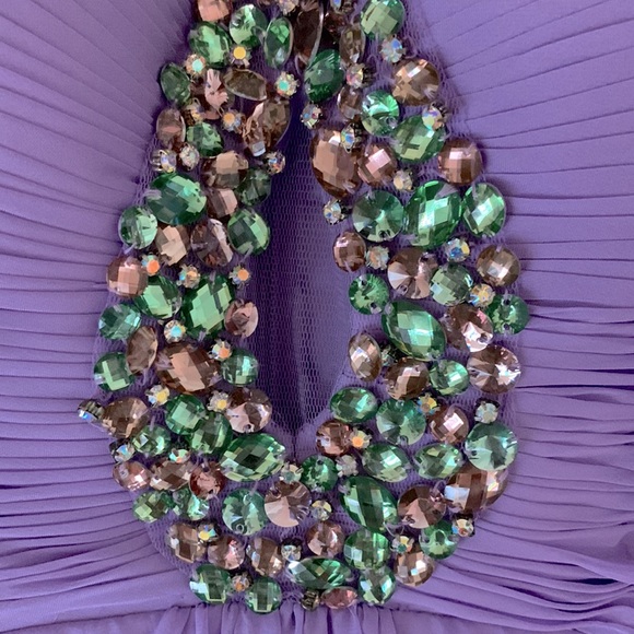 Sherri Hill Keyhole Short Prom Dress (Lilac) - Picture 7 of 7